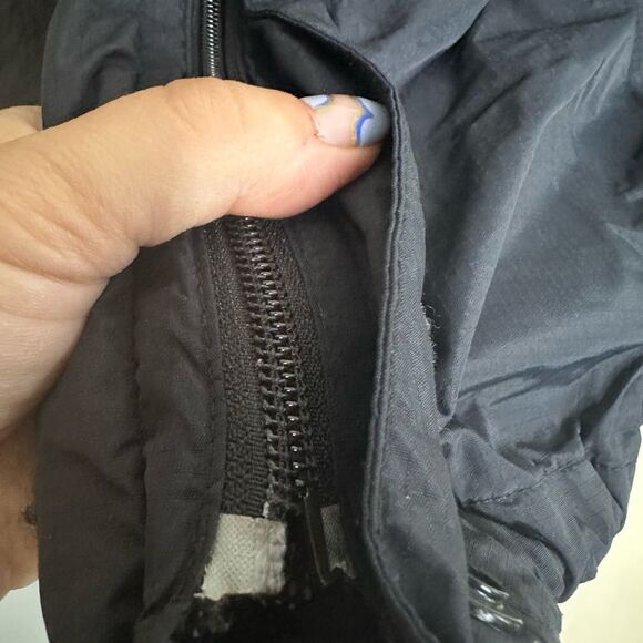 WOMEN'S THE NORTH FACE DRYVENT RAIN IN BLACK JACKET SIZE S - Picture 5 of 7